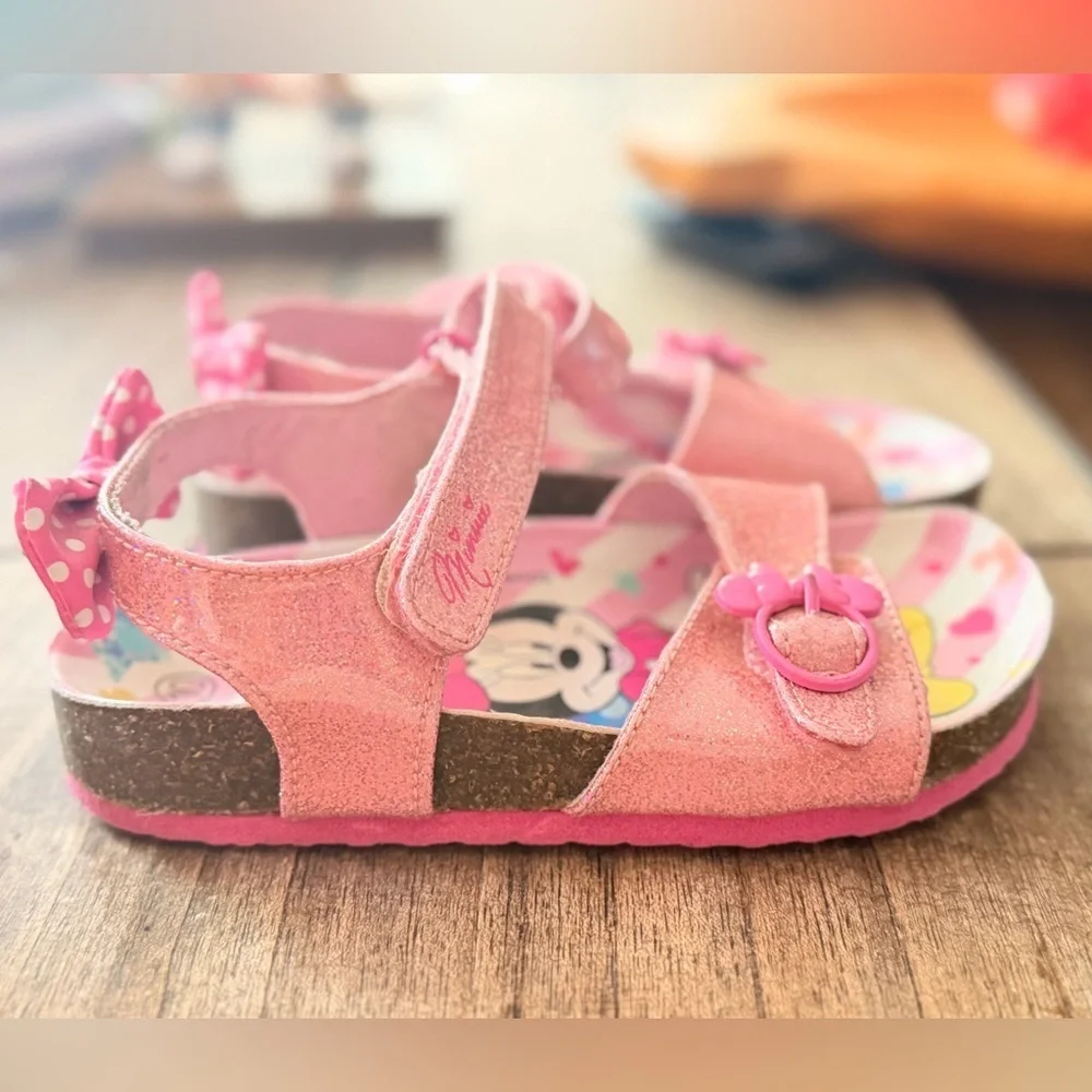 Disney Minnie Mouse glitter sandals for girls featuring a pink polka dot bow 10